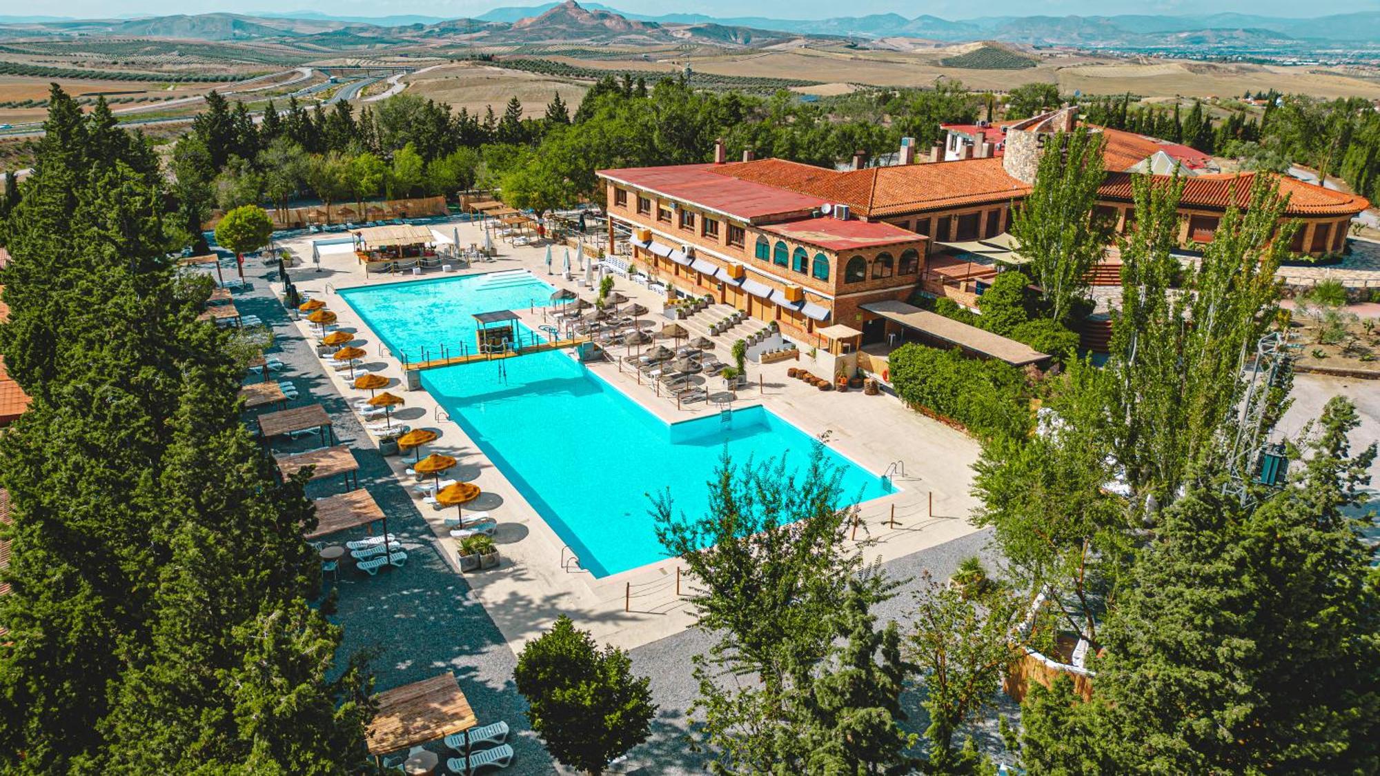 Camping & Bungalows Suspiro Del Moro Otura Εξωτερικό φωτογραφία
