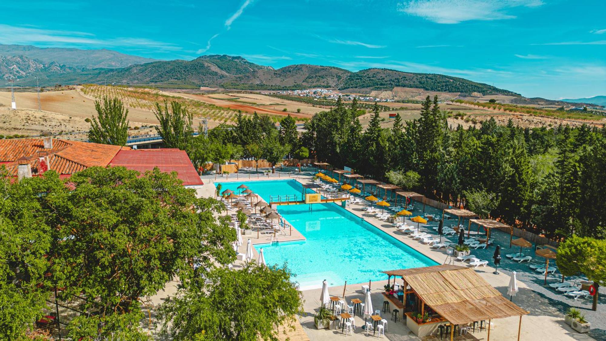 Camping & Bungalows Suspiro Del Moro Otura Εξωτερικό φωτογραφία